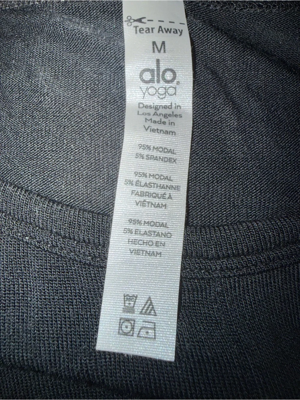 ALO Yoga Cover Long Sleeve Top in Black Size Medium Preloved